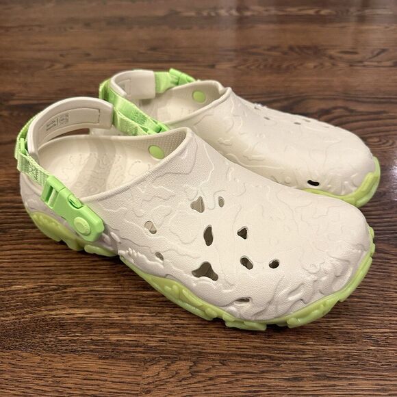 NEW Crocs All Terrain Atlas Clog Men\'s 11 Bone Tan Lime Green Trail Hike Sandals
